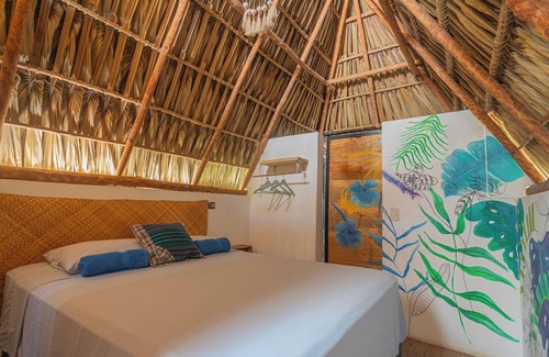 El Paredon Hotel | Manglare