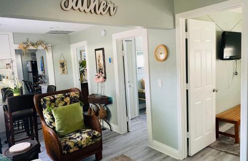 Lake Worth House | Mango Beach 3 Bedroom House Fenced Backyard Patio Grill Firepit Centrally Located