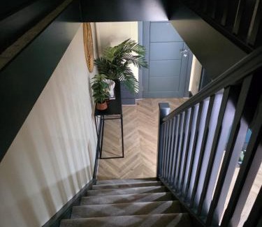 Leeds City Center Apartment | Manhattan-Style Chic Loft, Sleeps 5, Heart of Leeds