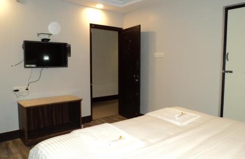 Madurai Hotel | Mani's residency