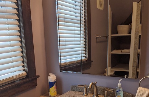 Manistee House | Manistee House-Great Location, close to downtown and the beach