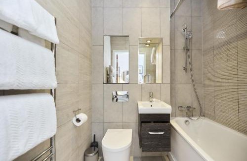 Harlesden Apartment | Manor Park One-Bed Escape