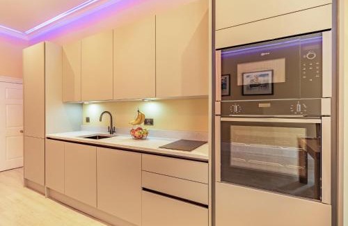 Wing House | Manor Suite-Uk36728