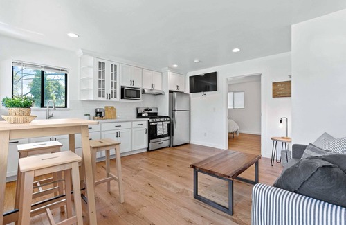La Selva Beach Apartment | Manresa Surf House 1 bed upstairs unit #4