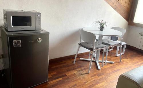 Gorla Apartment | Mansarda accogliente