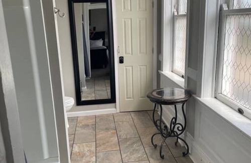 St. Charles Historic District Hotel | Mansion 301 · 1st Capitol Mansion Boutique Hotel - Suite 301