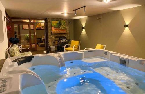 El Tesoro Villa | MANSION BR VILLA Piscina, Jacuzzi, 6 min de Provenza