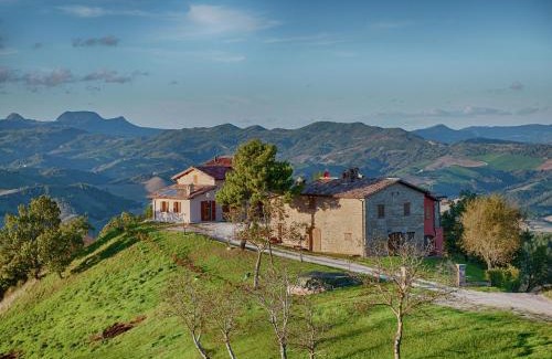 SantʼAngelo in Vado House | Mansion in Sant'Angelo with Valley Views