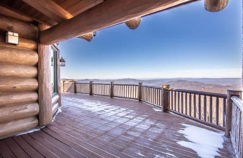 Beech Mountain House | Mansion In The Sky