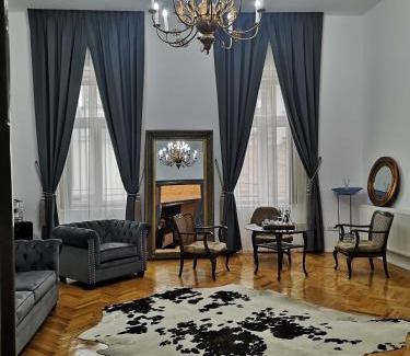 Old Town House | Mansion Josephina