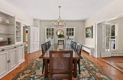 Hobart House | Mansion Valley Catskills Estate