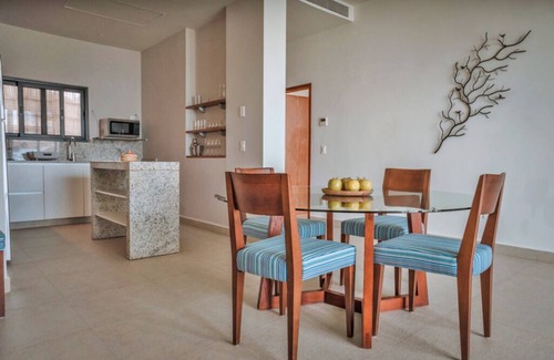 Soliman Bay Apartment | MANTA RAYA - Luxury Beachfront Condo & Daily Cleaning