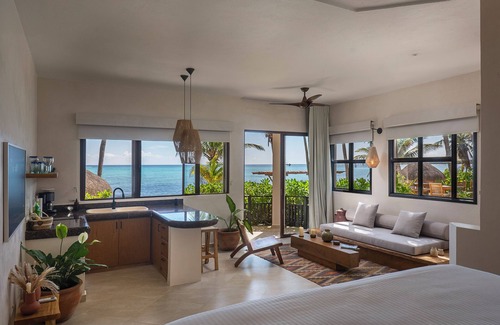 Soliman Bay Hotel | Mantaray Tulum
