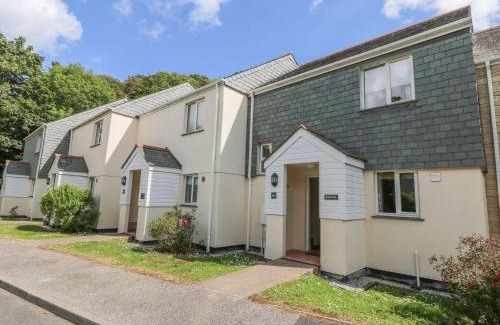 Falmouth House | Manuka