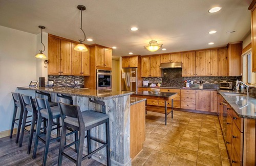 Windcliff Estates House | Mapes Vacation Rental Home at Windcliff by RedAwning