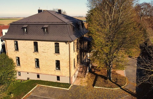 Stutzheim-Offenheim Apartment | Maple Apartment