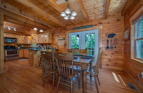 Lake Lure Cabin | Maple Hill - Brand New-Cabin in the Mountains, lake/beach/river access, pets