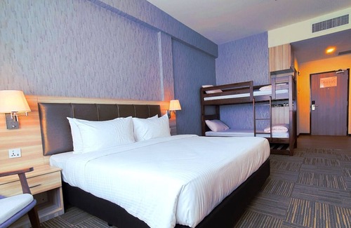 Batu Pahat Hotel | Maple Lodge