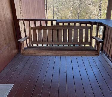 Lackey Hill Villa | Maple Street Overlook