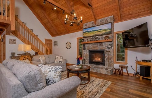 McHenry House | Maplewood Cottage