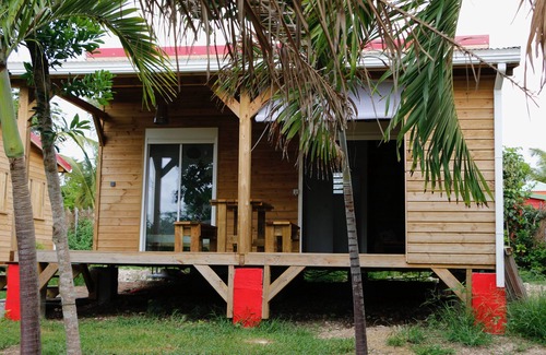 Le Moule House | - Mapou Bungalow -