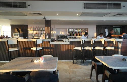 Qasr an-Nil Hotel | Mar Charbel Hotel Cairo