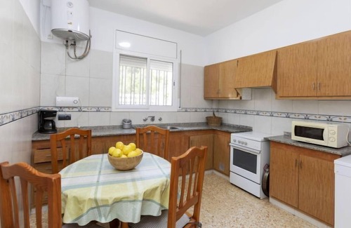 Alcanar House | Mar y Montaña by Interhome