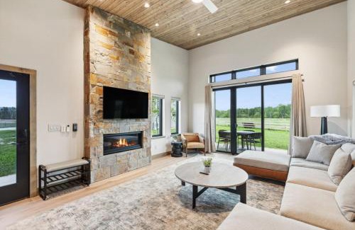 Hamilton House | Mara Luxury Cabins- Ponderosa