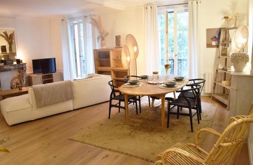 Quartier du Mail Apartment | Marais - Arts et Métiers