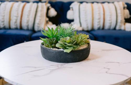 Seventh Ward House | Marais Gem - Monthly 1BR Rental