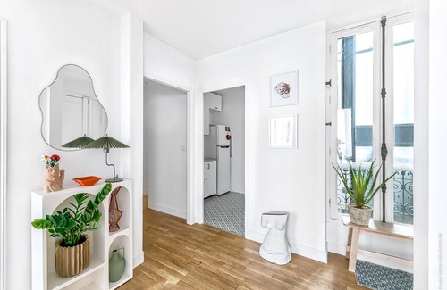 Arts-et-Metiers Apartment | Marais - Montmorency 2bdr by B'Your Home