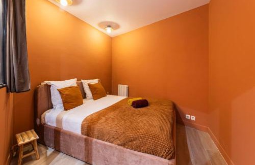 Quartier Sainte-Avoye Apartment | MARAIS POMPIDOU 3e, jacuzzi, 2 chambres, 4 à 6P