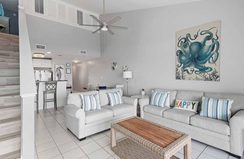 Miramar Beach Condo | Maravilla 4412 3 bed/2 Bath Pet Friendly Condo Beach service in Season!