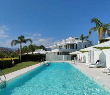 New Golden Mile Apartment | Marbella GOLF & SEA LODGE