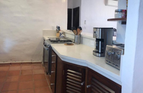 Fluvial Vallarta Condo | MARBELLA IN THE SPOTLIGHT, near the beach, for an effortlessly warm stay.