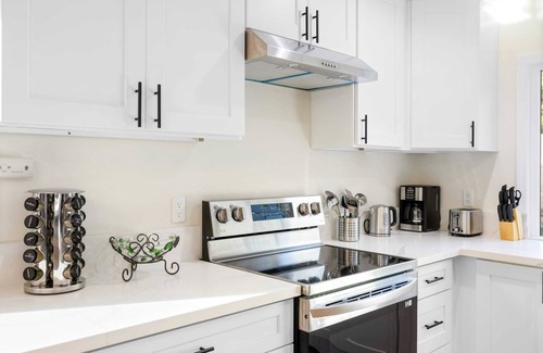 West Covina House | @ Marbella Lane - 4BR Cozy Home