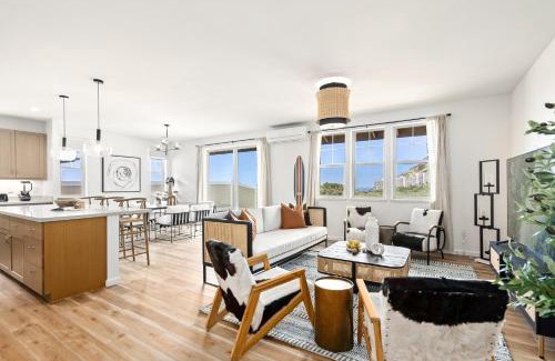 Makaha Valley House | @ Marbella Lane - Mesmerizing Ocean + MT Views