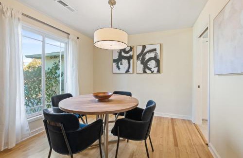 Redwood City House | @ Marbella Lane - Modern and Sleek Home in Redwood