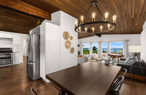 Oak Harbor Cottage | @ Marbella Lane - Seas the Bay Sanctuary
