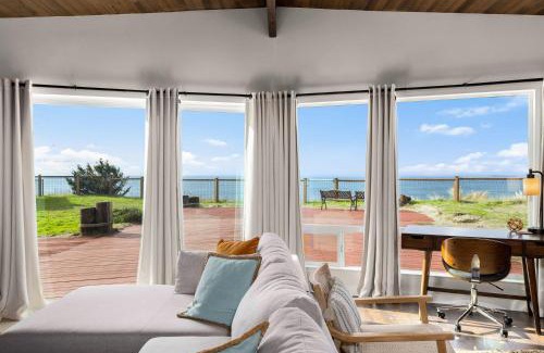 Oak Harbor House | @ Marbella Lane - Seas the Bay sanctuary