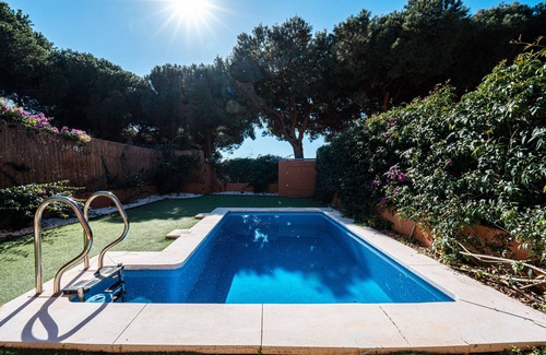 Marbella Apartment | Marbella retreat: Private Pool & Frontline Golf House