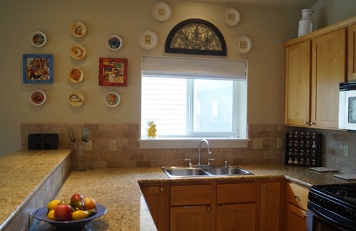 Gold Beach House | Marbella Shore, @ the Rogue River