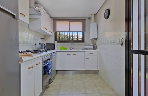 Cabopino House | Marbella with Sea View, Shared Pool - 5 Bedrooms