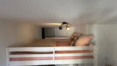 Quartier des Eaux-Claires Apartment | Marbeuf - Lao Immo