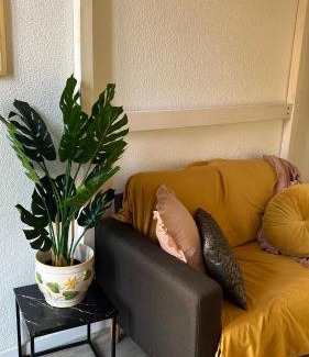 Quartier des Eaux-Claires Apartment | Marbeuf - Lao Immo