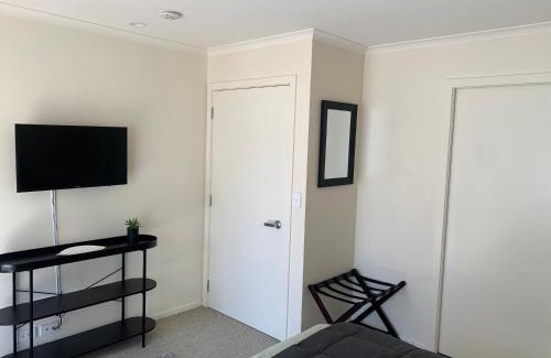 Dunedin Apartment | March Apartments