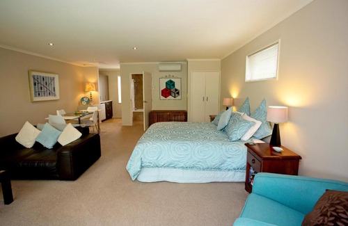 Hanmer Springs Bed & Breakfast | Marchmont Gardens