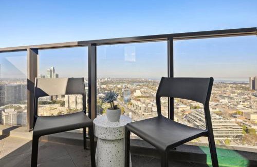 Southbank Apartment | Marco Metropolitan Escape Spectacular Views Heated Pool Gym