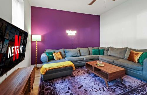 Soulard Apartment | Mardi Gras Hideaway Cozy 2BR in Soulard