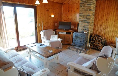 Hotton House | Mare aux Saules